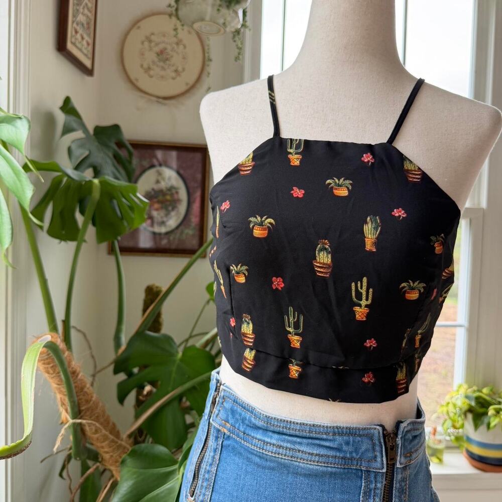 Black Succulent Print Halter Neck Crop Top Small